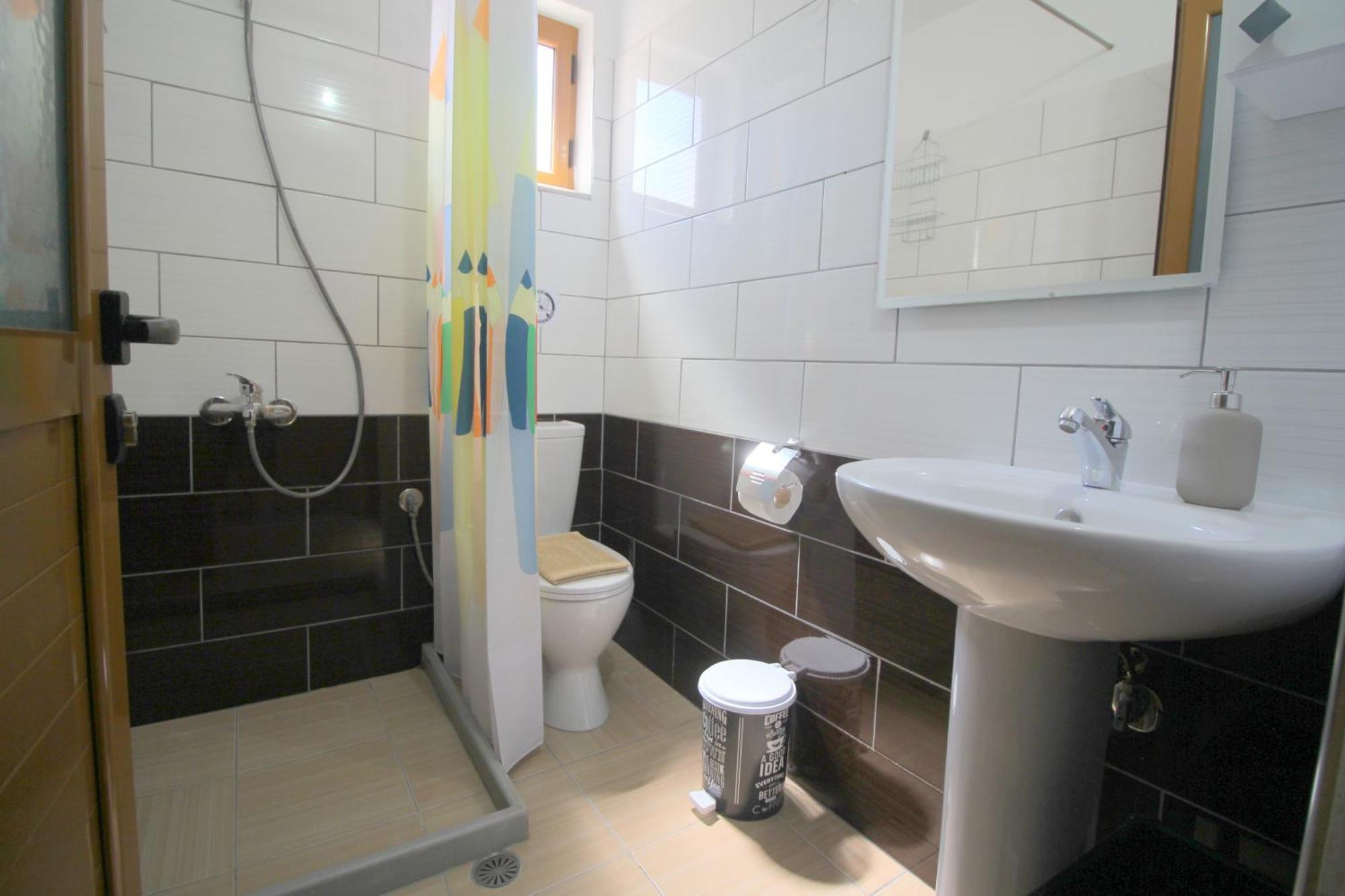 Ksamil City Center Villa Bagian luar foto