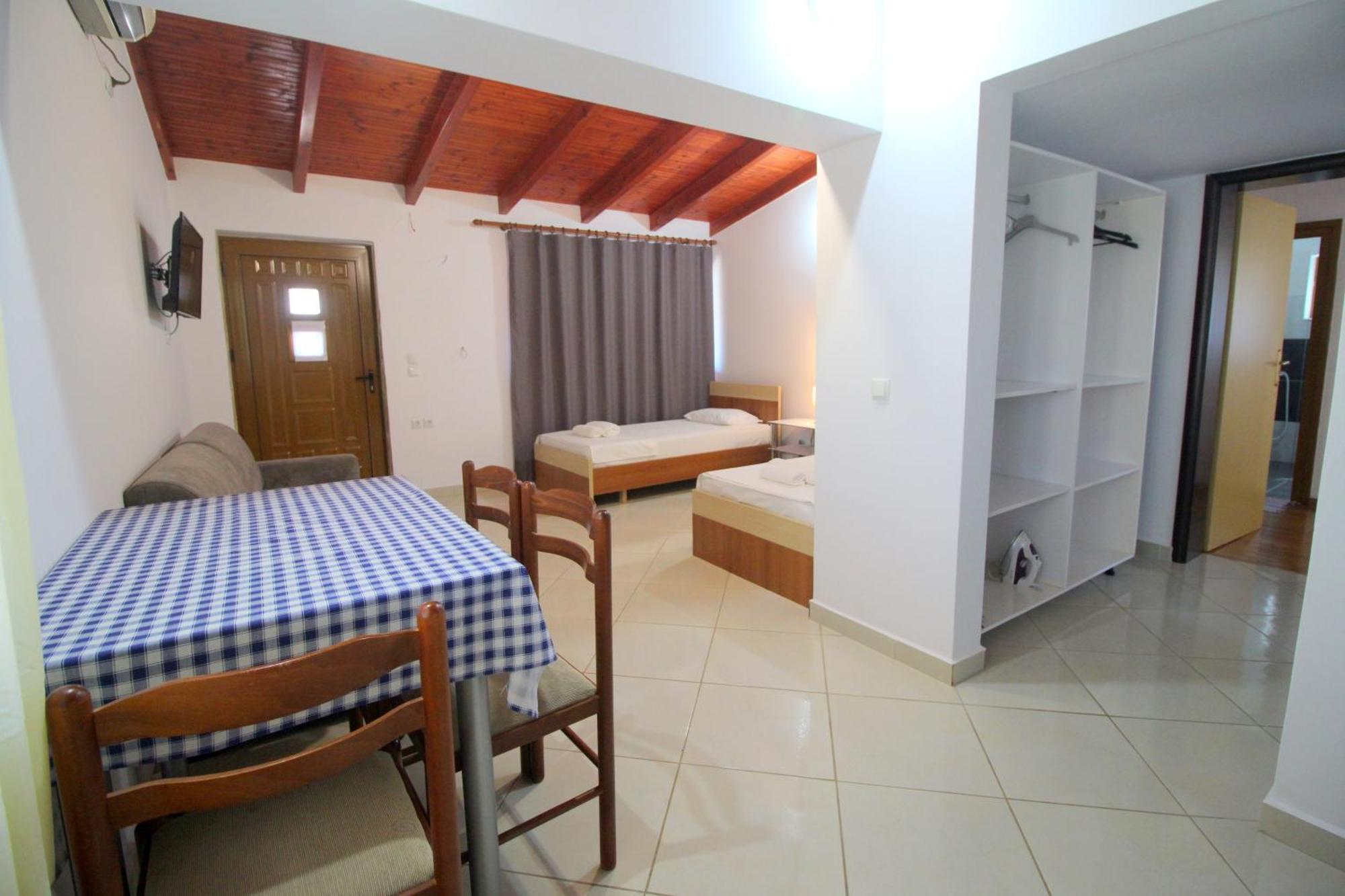 Ksamil City Center Villa Bagian luar foto