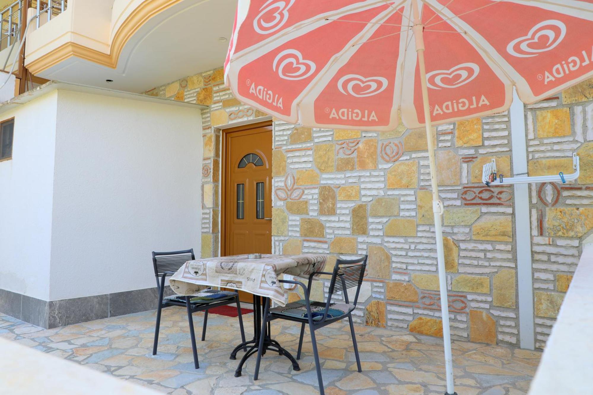 Ksamil City Center Villa Bagian luar foto